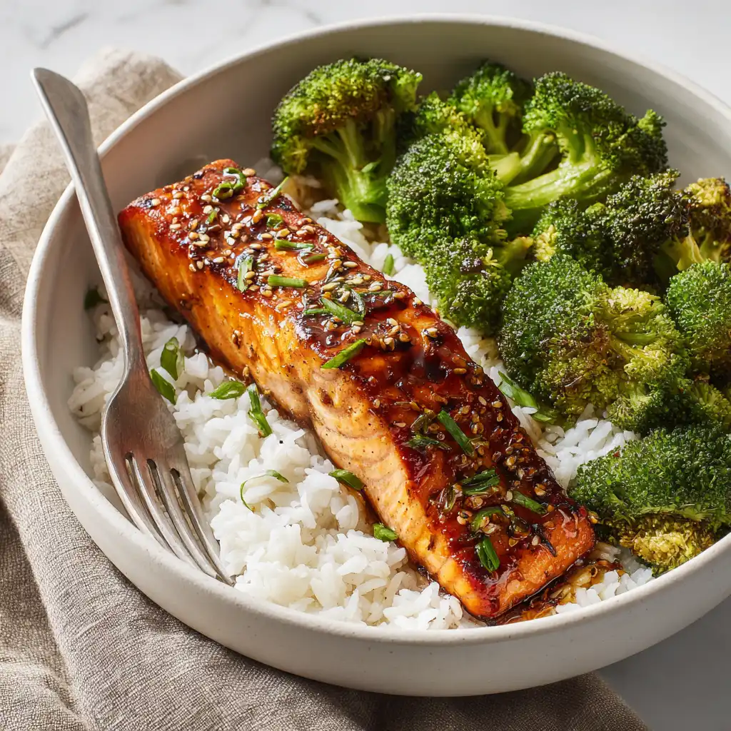 honey garlic salmon bowl recipe featured image